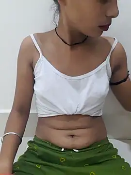 Snapshot of Kamini_rani chatting on May 17, 2026, 2:28 pm Kamini rani online show from May 17, 2026, 2:28 pm