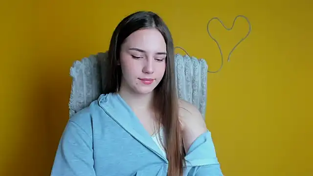 Snapshot of Kyara_ra chatting on May 1, 2026, 5:23 am Kyara ra online show from May 1, 2026, 5:23 am