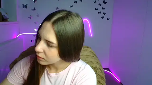Snapshot of Kyara_ra chatting on July 18, 2026, 5:38 am Kyara ra online show from July 18, 2026, 5:38 am