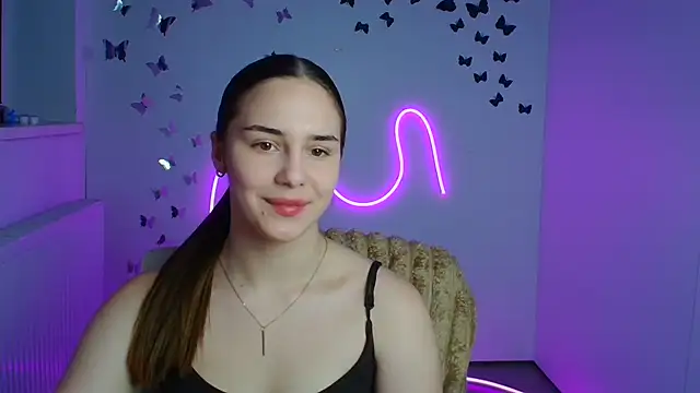 Snapshot of Kyara_ra chatting on June 21, 2026, 5:24 am Kyara ra online show from June 21, 2026, 5:24 am