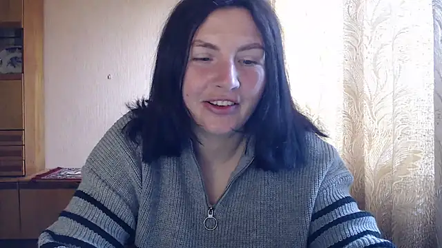Snapshot of AlinaxJames chatting on April 21, 2026, 2:56 pm AlinaxJames online show from April 21, 2026, 2:56 pm
