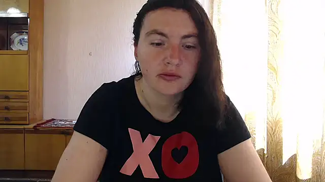 Snapshot of AlinaxJames chatting on April 20, 2026, 9:23 am AlinaxJames online show from April 20, 2026, 9:23 am