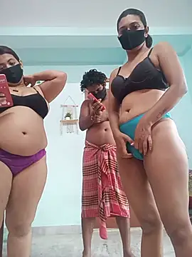 Loving Naughtycouple online show from May 24, 2026, 1:49 am