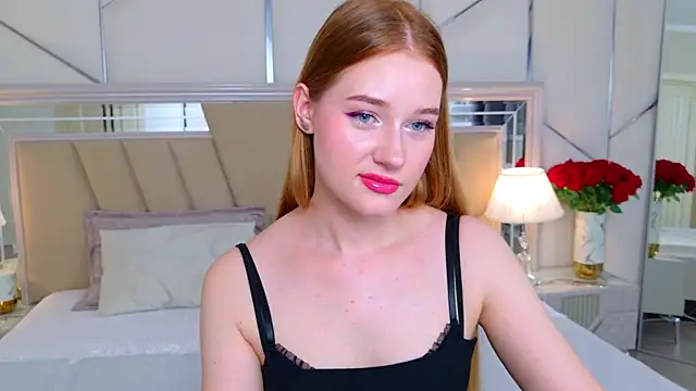 Snapshot of EmmiliRosse chatting on May 25, 2026, 5:22 pm EmmiliRosse online show from May 25, 2026, 5:22 pm