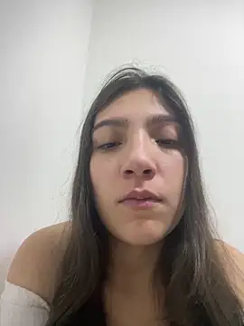 Soffy 20 online show from May 2, 2026, 5:51 pm