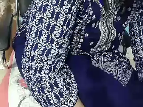 Snapshot of Chubbygirl_Tisha chatting on June 9, 2026, 8:21 pm Chubbygirl Tisha online show from June 9, 2026, 8:21 pm