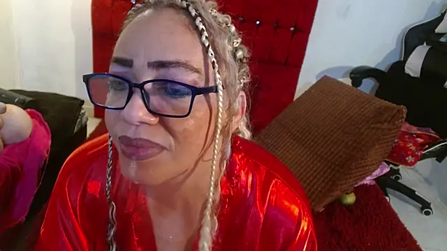 Sweet-Mommy-Milf online show from June 10, 2026, 2:46 am