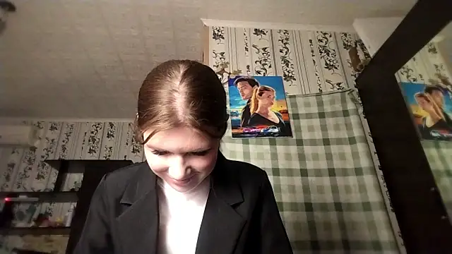 SharyLoughty online show from May 14, 2026, 3:31 pm