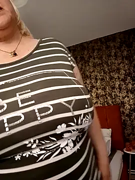 I amVeronicle online show from April 25, 2026, 12:41 pm