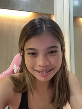 Snapshot of sweety_katexx chatting on June 13, 2026, 2:15 pm sweety katexx online show from June 13, 2026, 2:15 pm