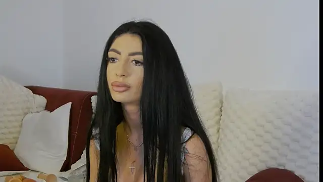 Snapshot of MadisonDesire chatting on June 7, 2026, 1:27 pm MadisonDesire online show from June 7, 2026, 1:27 pm