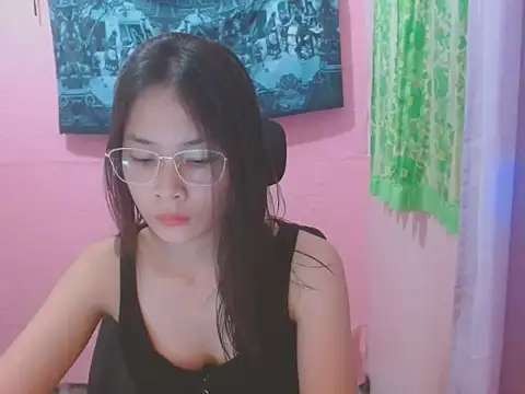 Snapshot of Sweetsexylady19 chatting on June 10, 2026, 4:35 am Sweetsexylady19 online show from June 10, 2026, 4:35 am