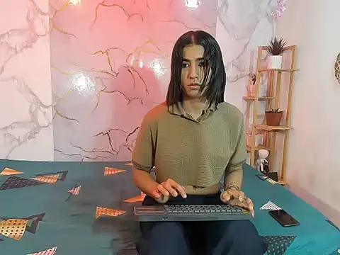 DAHNE HOT  online show from July 7, 2026, 3:09 am