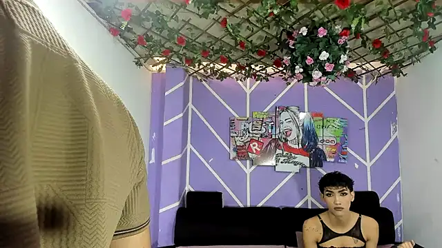 Snapshot of DAHNE_HOT_ chatting on May 3, 2026, 1:04 pm DAHNE HOT online show from May 3, 2026, 1:04 pm