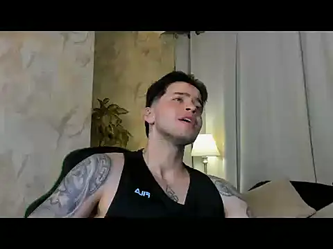 RONNY COLTON online show from May 16, 2026, 10:36 am