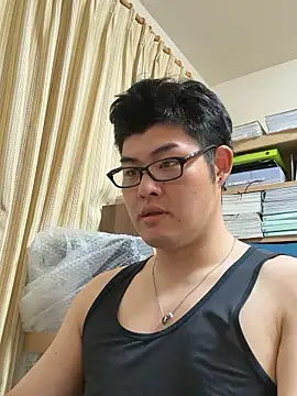 Snapshot of shun_201 chatting on April 28, 2026, 9:14 am shun 201 online show from April 28, 2026, 9:14 am