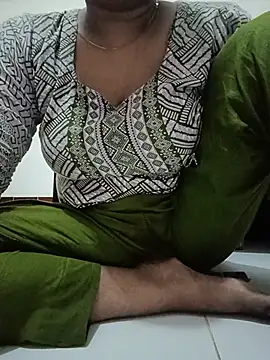 Misty-Meya online show from July 17, 2026, 1:41 pm