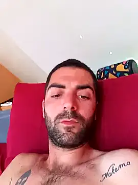 Snapshot of alieno_napoletano chatting on May 3, 2026, 9:58 am alieno napoletano online show from May 3, 2026, 9:58 am