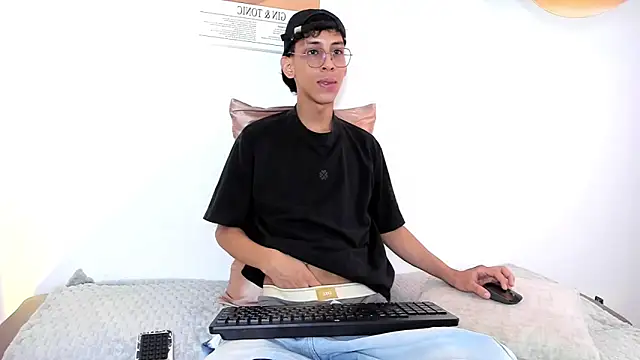 dax blaze online show from May 15, 2026, 1:20 pm
