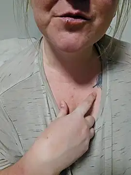 Goddessofawesome online show from April 21, 2026, 6:20 am