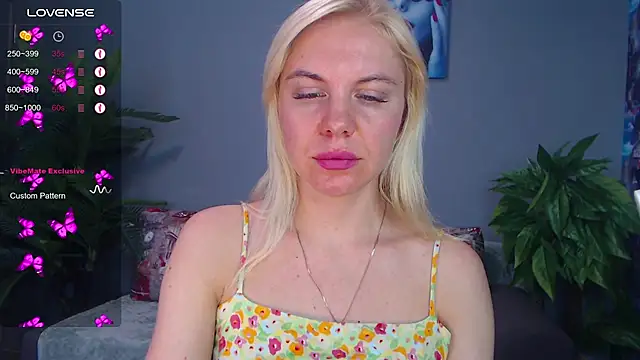Snapshot of FromRussia chatting on July 26, 2026, 1:34 am FromRussia online show from July 26, 2026, 1:34 am