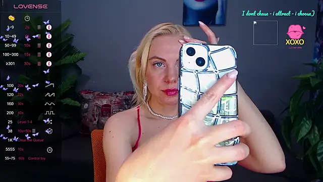 Snapshot of FromRussia chatting on May 27, 2026, 1:57 am FromRussia online show from May 27, 2026, 1:57 am