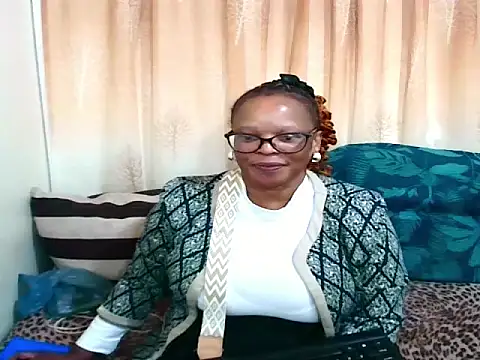 Snapshot of Ebony_Bloom69 chatting on July 10, 2026, 4:34 am Ebony Bloom69 online show from July 10, 2026, 4:34 am