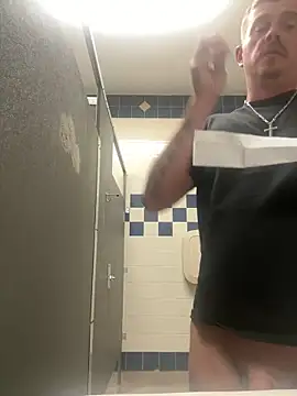 Snapshot of BigDawgzbite69 chatting on June 22, 2026, 1:11 am BigDawgzbite69 online show from June 22, 2026, 1:11 am