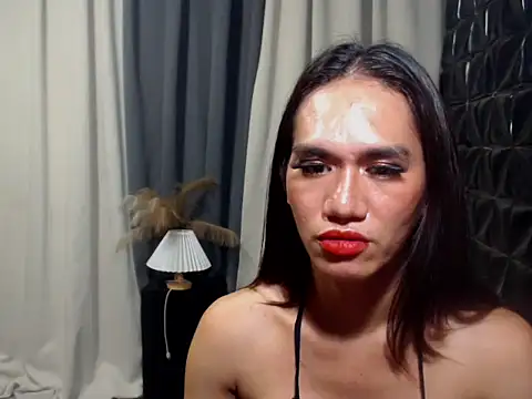 Snapshot of Queen_Haliyah chatting on May 15, 2026, 11:58 pm Queen Haliyah online show from May 15, 2026, 11:58 pm