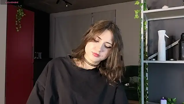 lovergirl4me online show from May 8, 2026, 4:22 pm