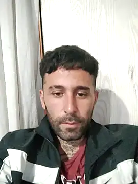 Snapshot of ferch0o12 chatting on April 24, 2026, 1:29 am ferch0o12 online show from April 24, 2026, 1:29 am