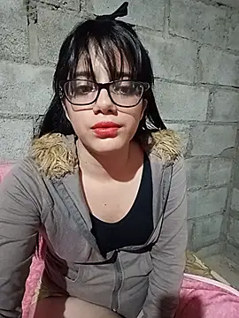 Snapshot of Dayii_sweet chatting on May 27, 2026, 9:44 pm Dayii sweet online show from May 27, 2026, 9:44 pm