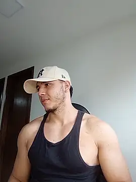 Snapshot of Maxx_valiant chatting on May 15, 2026, 11:30 am Maxx valiant online show from May 15, 2026, 11:30 am
