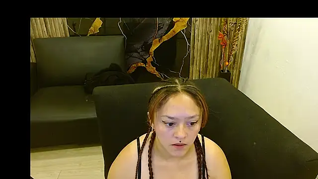 Snapshot of emily16092020 chatting on May 26, 2026, 2:04 pm emily16092020 online show from May 26, 2026, 2:04 pm