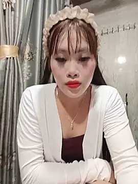 Ly-sexyy online show from May 22, 2026, 10:46 am