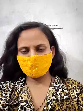 Snapshot of Cutie_Neetu chatting on May 12, 2026, 5:41 pm Cutie Neetu online show from May 12, 2026, 5:41 pm