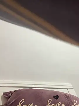 Meizhi- online show from April 30, 2026, 12:50 am