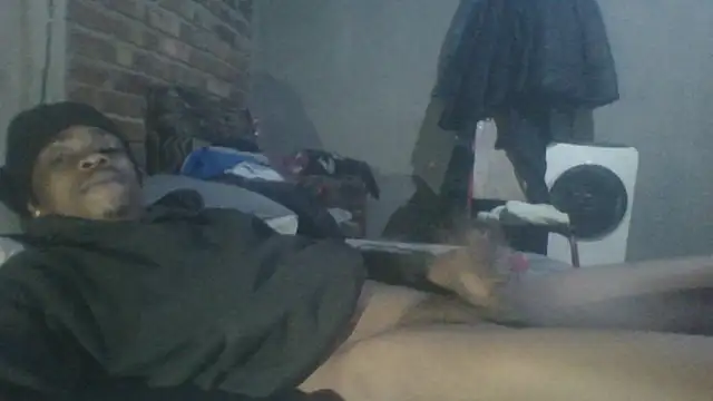 bootypleasr online show from July 28, 2026, 6:42 pm