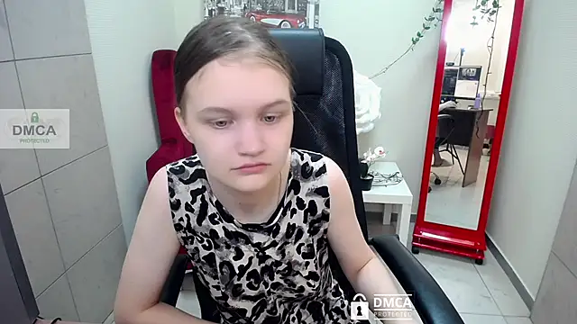 Snapshot of _donnaSia_ chatting on May 29, 2026, 10:43 am donnaSia online show from May 29, 2026, 10:43 am