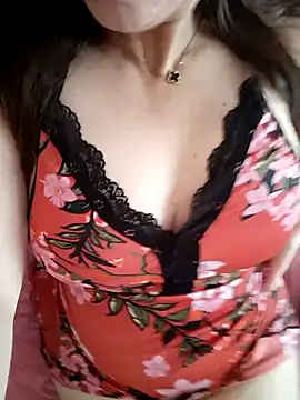 Buzlubademm online show from April 23, 2026, 12:40 pm