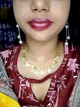 Nigar Hatun online show from May 14, 2026, 6:05 pm