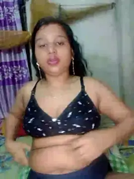 Nigar Hatun online show from May 12, 2026, 5:08 pm