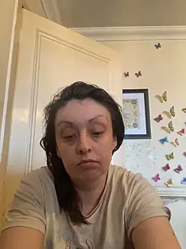 Snapshot of cutieliscious chatting on April 22, 2026, 11:28 am cutieliscious online show from April 22, 2026, 11:28 am