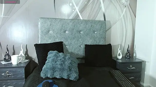 cristofer 86 online show from April 28, 2026, 3:16 pm