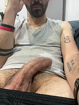 david1783 online show from June 16, 2026, 7:36 pm