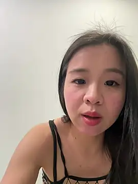 NiNa5203 online show from May 8, 2026, 7:12 am