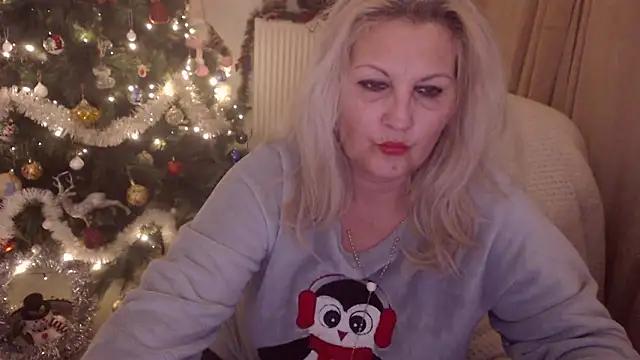 Divineblond online show from December 20, 2025, 10:45 pm