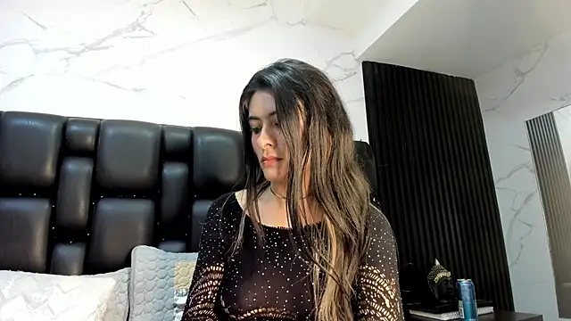 Snapshot of AshleyyHall chatting on May 20, 2026, 3:47 am AshleyyHall online show from May 20, 2026, 3:47 am