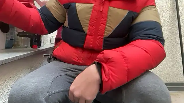 familycouple74 online show from April 22, 2026, 10:22 am