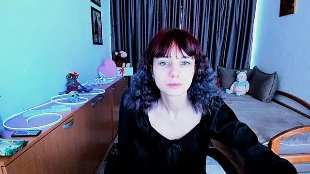 MiniLysii online show from June 11, 2026, 6:10 am